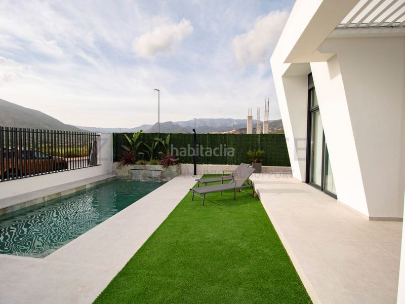 Foto e619be9c-9c6f-4435-a6f1-a5809570186e. Casa a balcón de Finestrat-terra marina Finestrat