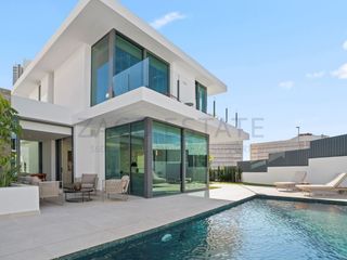 Casa  Calle munich, 14. Villa 3 habitaciones venta benidorm