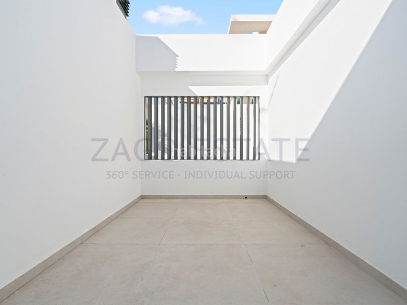 Foto 31a715d5-bcec-4aa2-ad93-7f0a8d5170a5. Casa a Sierra Helada Benidorm