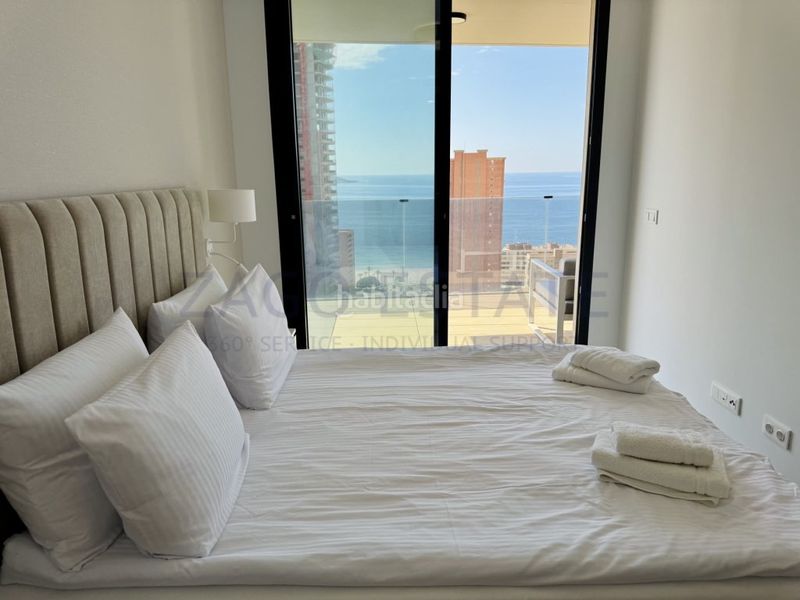 Foto 62b92668-c0f0-496d-83e8-3bcc5218a7f8. Pis a avenida moralet 10 a Playa Poniente Benidorm