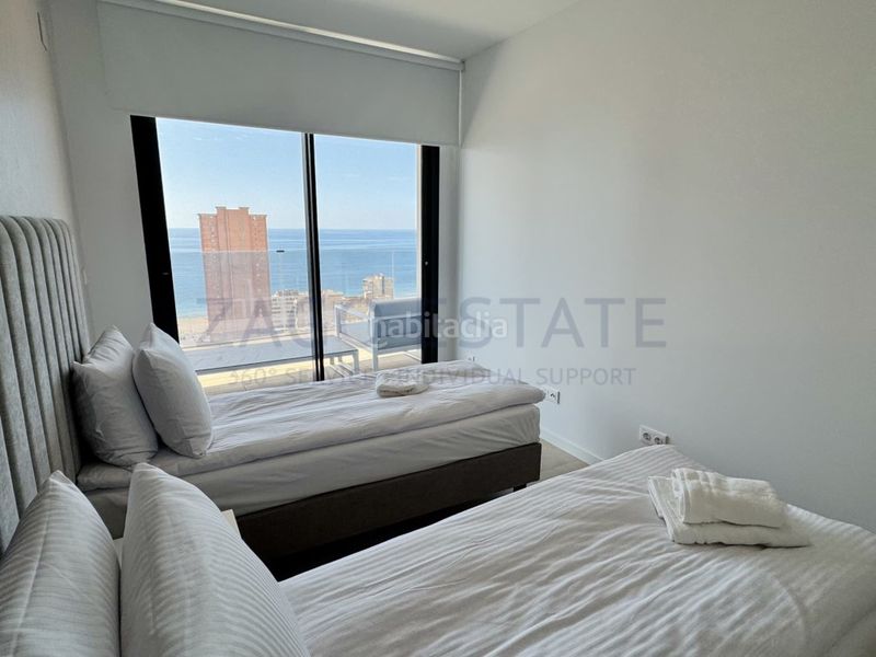 Foto 92065388-59a1-44c9-b922-d28d80e77612. Pis a avenida moralet 10 a Playa Poniente Benidorm