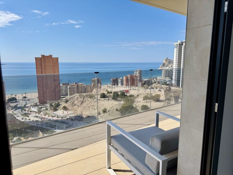 Foto b9086e2f-1667-489f-b794-d3ea0675264a. Pis a avenida moralet 10 a Playa Poniente Benidorm