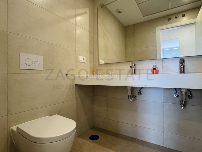 Foto d94adf80-92b0-44cf-b354-d5447601bdb2. Pis a avenida moralet 10 a Playa Poniente Benidorm