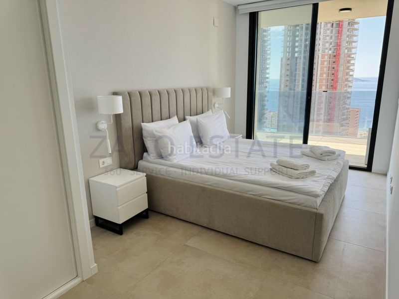 Foto d9f577d2-2bba-44b5-8727-639dcfed1ab2. Pis a avenida moralet 10 a Playa Poniente Benidorm
