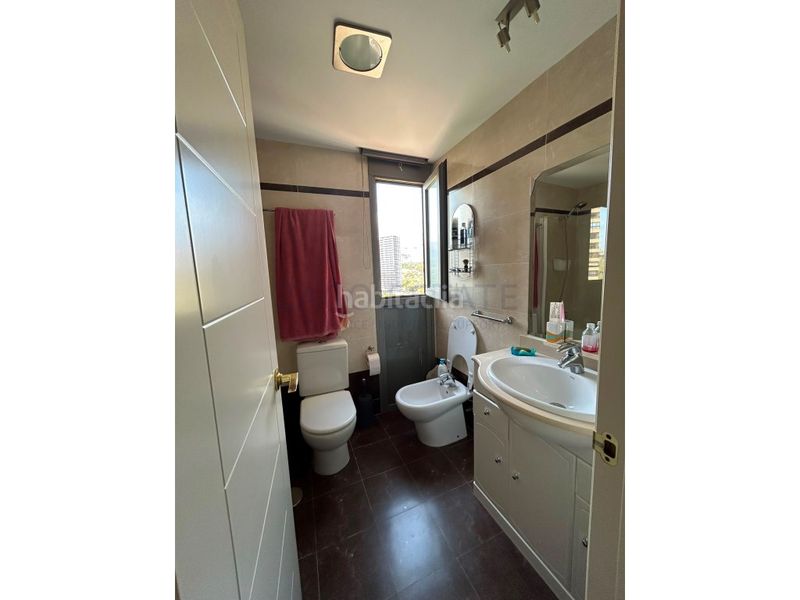 Foto 9e7e0da0-3d9e-4034-85be-6a62bfca16ce. Rent flat in calle presidente adolfo suarez 20 in Benidorm