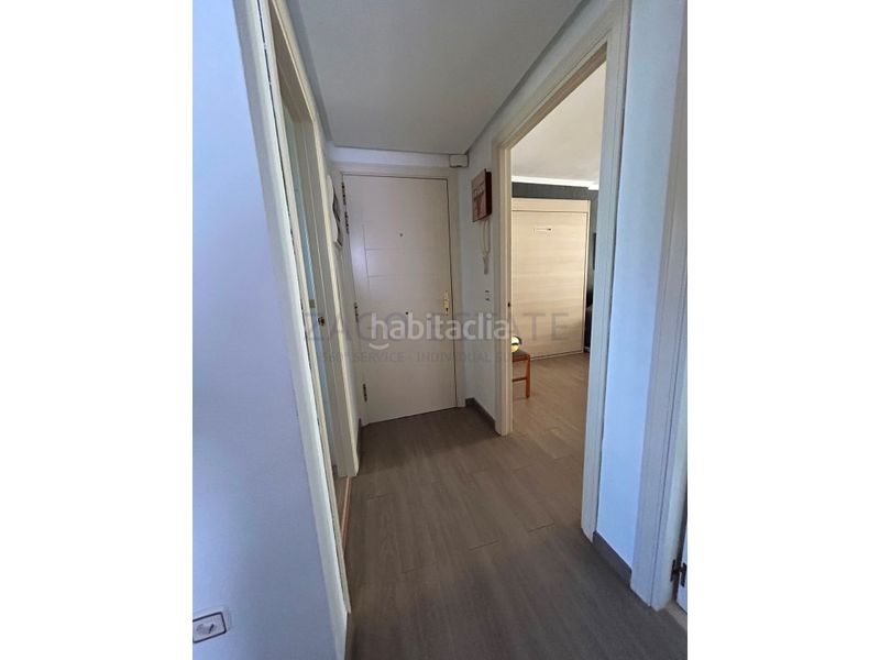 Foto d2fccbed-4686-4e57-b458-fb3bb1b02e93. Rent flat in calle presidente adolfo suarez 20 in Benidorm