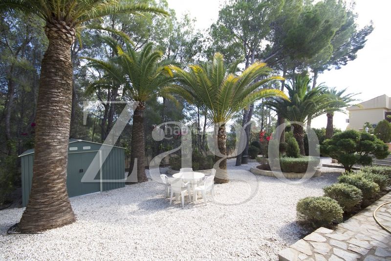 Foto 4ca1cf02-8017-4030-845e-2efee2bcdbdb. Casa amb piscina a Altea ciudad Altea