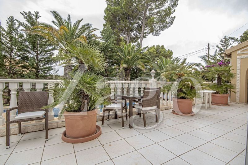Foto 5ce43432-fc97-4f92-9448-53a9177cf1ca. Casa amb piscina a Altea ciudad Altea