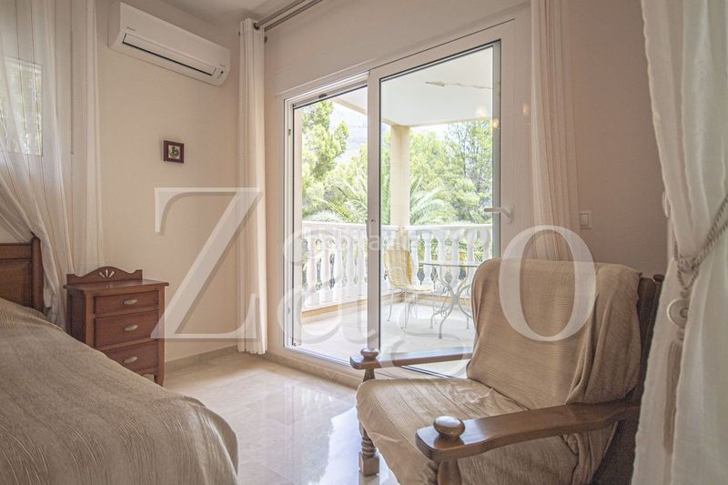 Foto 5cf6609e-8979-4c77-8b8a-58bda69fba06. Casa amb piscina a Altea ciudad Altea