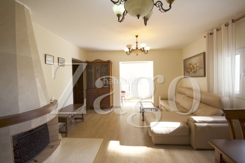 Foto a29d4112-8854-4cd3-b061-23e2a23b7091. Casa amb piscina a Altea ciudad Altea