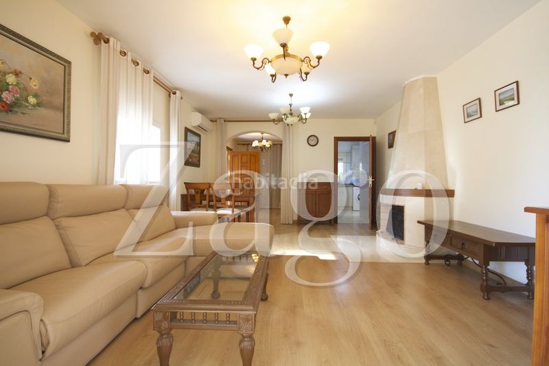 Foto cde2172f-c4ab-487b-8146-d13ea6aa4417. Casa amb piscina a Altea ciudad Altea