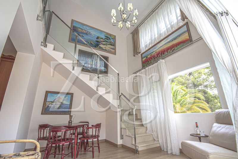 Foto e3162afe-f25a-46f4-b45a-9d7f26accc39. Casa amb piscina a Altea ciudad Altea