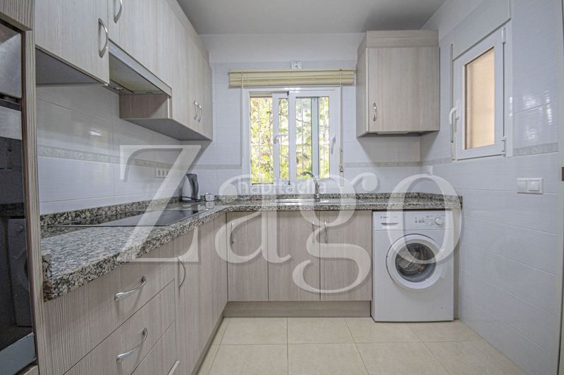 Foto e6d1c6e2-6a62-469e-a4eb-14fe74a5b6bc. Casa amb piscina a Altea ciudad Altea