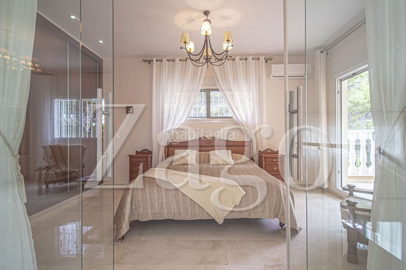 Foto ec21acec-7075-463e-9c61-430b83675060. Casa amb piscina a Altea ciudad Altea