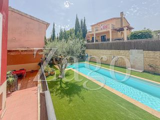 Maison à Pueblo-Ubanizaciones