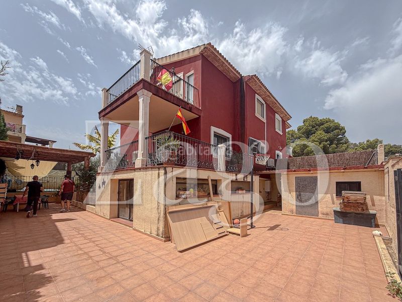 Foto 45acb27d-222f-40d5-9498-979b1299c428. Casa amb aparcament piscina a Pueblo-Ubanizaciones Alfàs del Pi (l´)