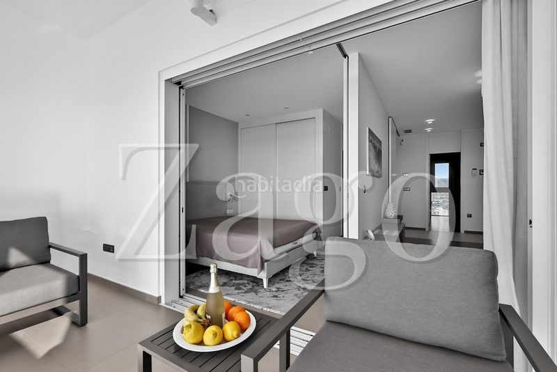 Foto 521cbdc9-a068-45b4-a975-05371188c309. Apartament amb aparcament a Levante Alto Benidorm