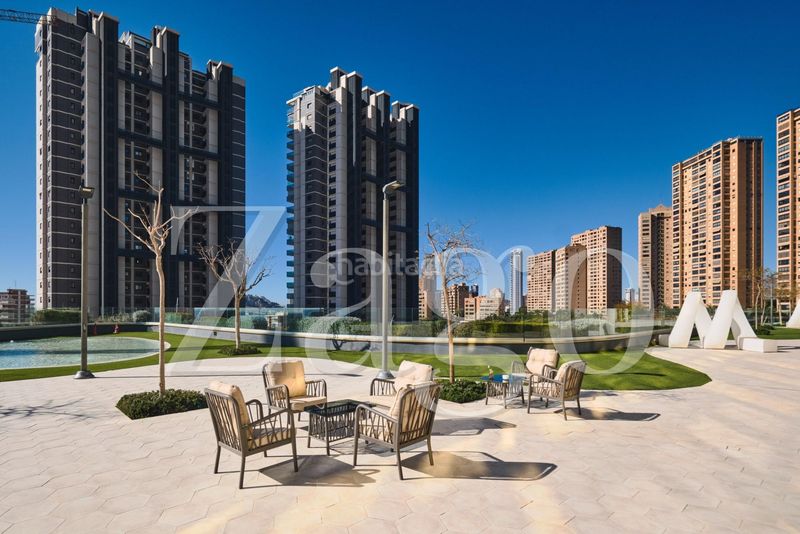 Foto eb2baca0-fdbb-4060-8877-e48788cd4132. Apartament amb aparcament a Levante Alto Benidorm