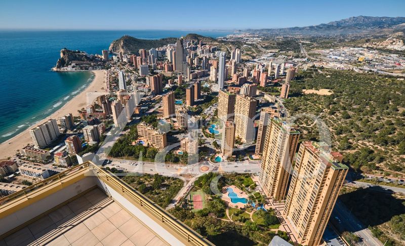 Foto 4bd3306e-3a81-407f-af35-7aceb8054839. Apartamento en Levante Alto Benidorm