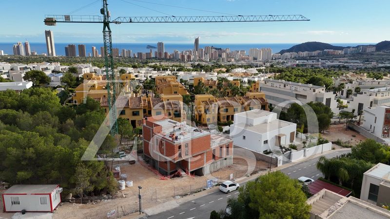 Foto 194ca577-c364-4be8-aa82-7ce70c9510b1. Casa amb aparcament a Golf Bahía Finestrat