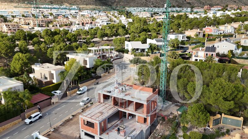 Foto a5df68ad-8b54-4827-8677-3167b04be2ea. Casa amb aparcament a Golf Bahía Finestrat