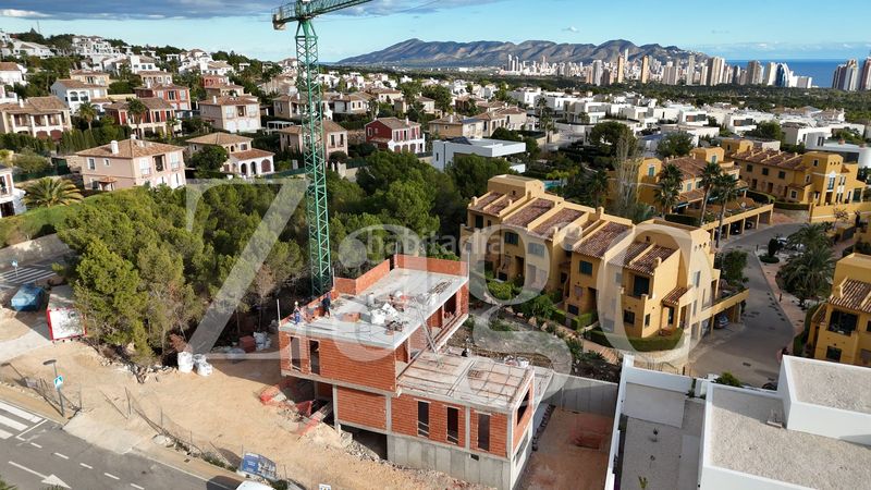 Foto e634ce02-9db1-417b-ada0-e4d567b38f8a. Casa amb aparcament a Golf Bahía Finestrat
