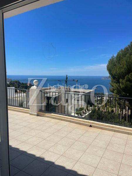 Foto 7369777c-ff5a-46b4-bf9b-f5d7bb06c6a0. Casa amb aparcament a Mascarat Altea