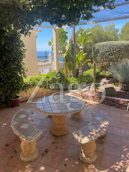 Foto ea4e46f5-7d8a-4f91-a412-8ea49fea8020. Casa amb aparcament a Mascarat Altea