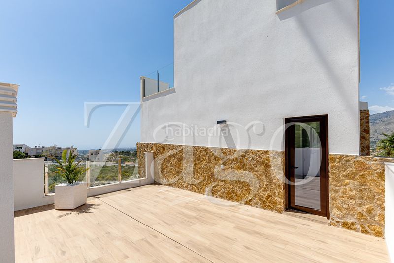 Foto 4dd0cfe6-a98e-430c-ba6d-f6381cb93d2b. Casa amb aparcament a Golf Bahía Finestrat