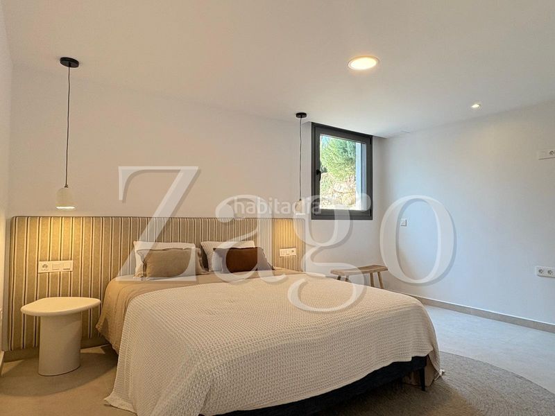 Foto fcbafe02-a5d2-4f13-8a7f-a7f3e6131d9f. Casa amb aparcament a Golf Bahía Finestrat