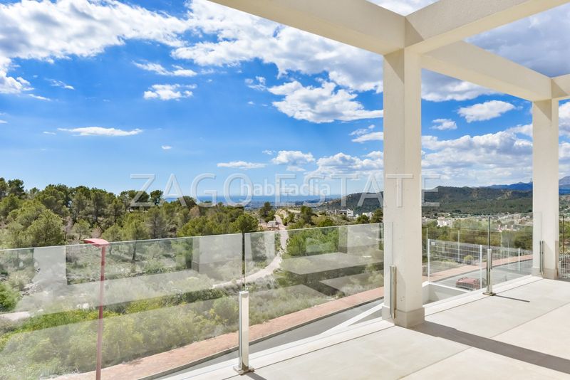 Foto 8ce355b8-f32a-459c-8b55-f413316f3f94. Casa en Golf Bahía Finestrat