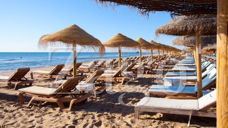 Foto 8e0bb148-1eb0-483b-94e2-8a47feb737e9. Apartament amb aparcament piscina a Playa Poniente Benidorm