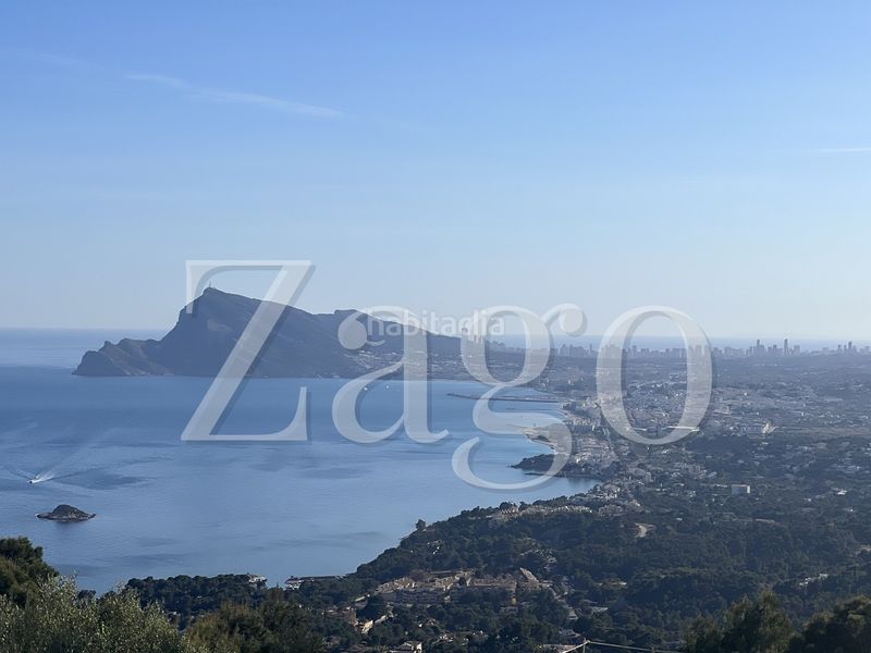 Foto a09448f7-8b4e-4daf-afc4-a15b66abbc40. Casa amb aparcament a Altea hills Altea