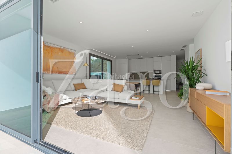 Foto f7c7c18c-35c0-4bdf-92af-f310ee454e1f. Casa amb aparcament a Sierra Helada Benidorm
