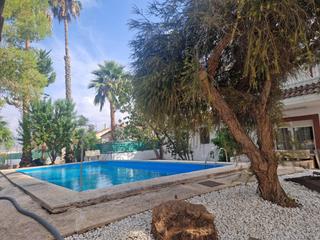 Xalet en Desamparados - Hurchillo - Torremendo. Exclusiva villa renovada con encanto en una extensa finca de ms