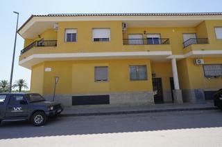 Pis  Calle tenerife. Piso listo para entrar a vivir con 2 plazas de garaje incluidas
