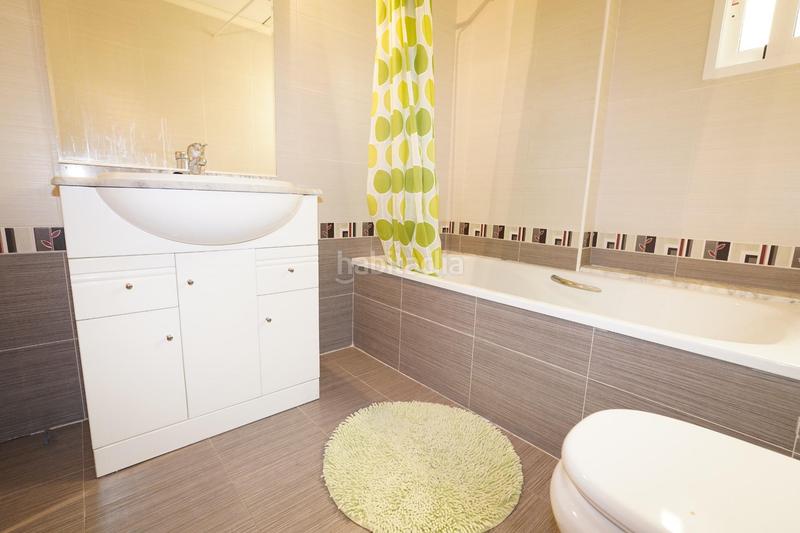 Foto 8026b467-1604-4471-abd3-802ec96b7665. Piso  listo para entrar a vivir con 2 plazas de garaje incluidas en Cox