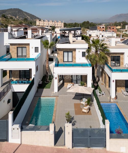 Foto 684b6458-16cd-40a5-8d28-d16f7de393cf. Xalet amb aparcament piscina a Bigastro