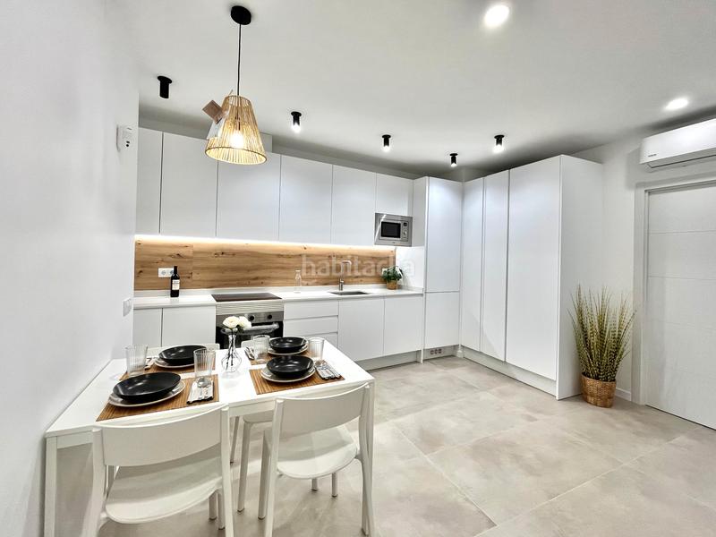 Foto d7e0614f-1426-4845-84f0-35fd62e69532. Piso en carrer de la soledat 1 piso en centro en Centre Sabadell