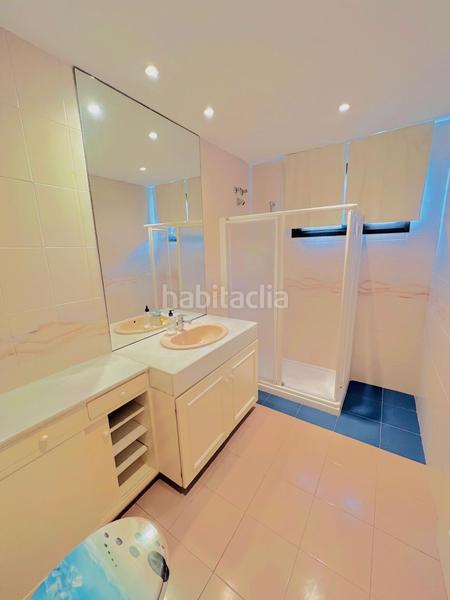 Foto 1808d5eb-f9a5-47f8-bd5a-2e11c6044121. Appartamento con parcheggio piscina in La Carihuela - Los Nidos Torremolinos