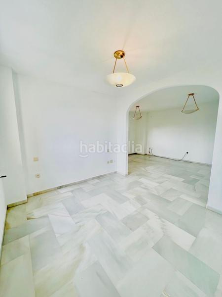 Foto 1c384996-9664-44bc-970d-27124edcd73d. Appartamento con parcheggio piscina in La Carihuela - Los Nidos Torremolinos