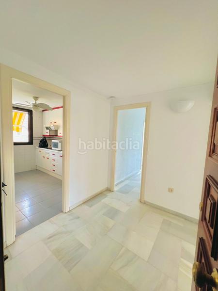 Foto 7bebe206-d2b5-4ec0-8502-3b9b0b93427c. Appartamento con parcheggio piscina in La Carihuela - Los Nidos Torremolinos