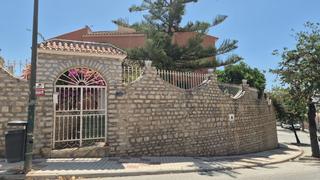 Xalet  Oropesa. Chalet en venta en ciudad jardín, 8 dormitorios.
