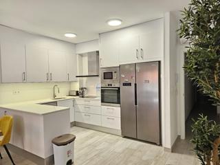 Apartamento en Avenida de las habaneras. Apartamento en torrevieja de 3 dormitorios 2 baños
