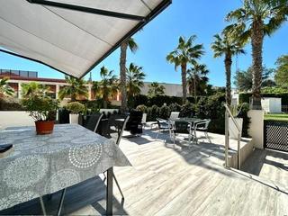 Casa adossada a Calle velázquez-villacosta i. Chalet de 2 dormitorios 2 baños  en villamartin en orihuela cost