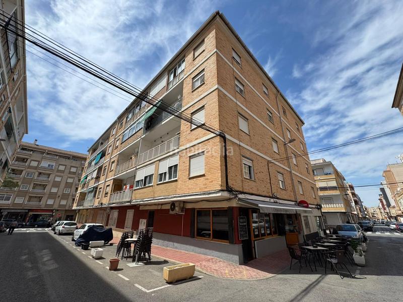 Foto 43bf3657-efdb-40dd-b9b3-575a63d92d65. Piccolo appartamento in calle concordia in Las Piscinas Naturales Torrevieja