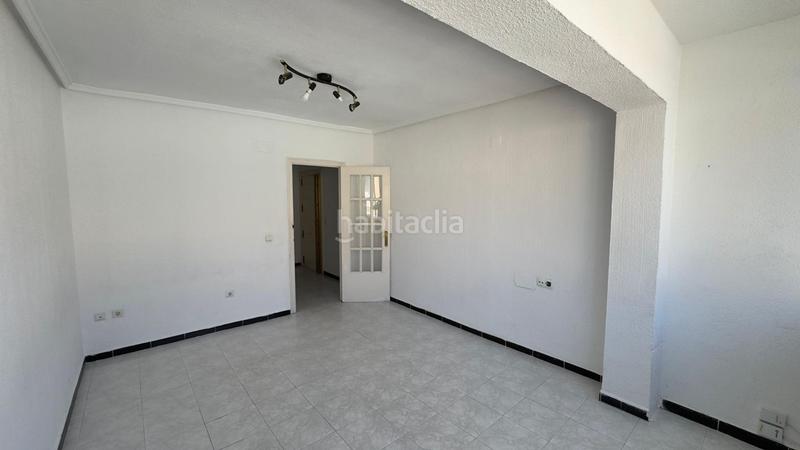 Foto 82014d6d-8081-478d-a2a2-8a3442ad1062. Piccolo appartamento in calle concordia in Las Piscinas Naturales Torrevieja