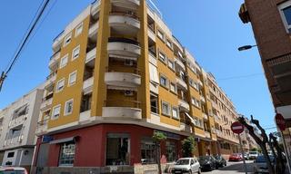 Appartement à San luis. Apartamento de 2 dormitorios 1 baño en torrevieja zona centro