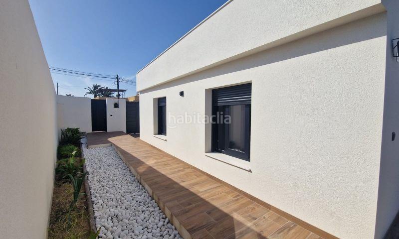 Foto 70bfdaa9-66a0-4332-8455-76b2d329f45a. Chalet in calle poniente in Cabo Roig Orihuela
