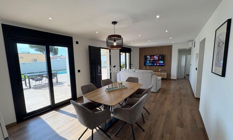 Foto 99f8766f-6966-4f14-ac5e-016ba1907cbf. Chalet in calle poniente in Cabo Roig Orihuela